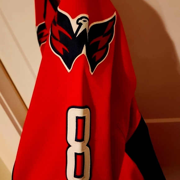 Washington Capitals Alexander Ovechkin Authentic Jersey - Picture 5 of 5